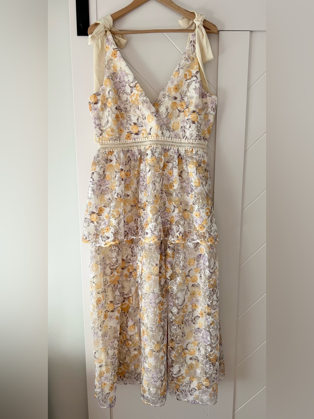 Floral Tie-Shoulder V-Neck Dress - Yellow & Lavender Lace Sequin Detail Formal